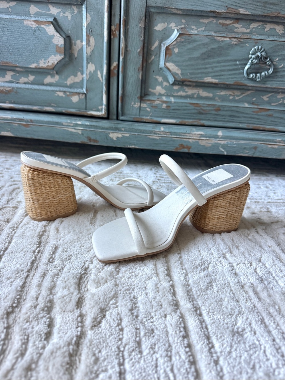 Dolce Vita White Strappy Woven Block Heel Sandals Y2K / vintage 90’s Mules